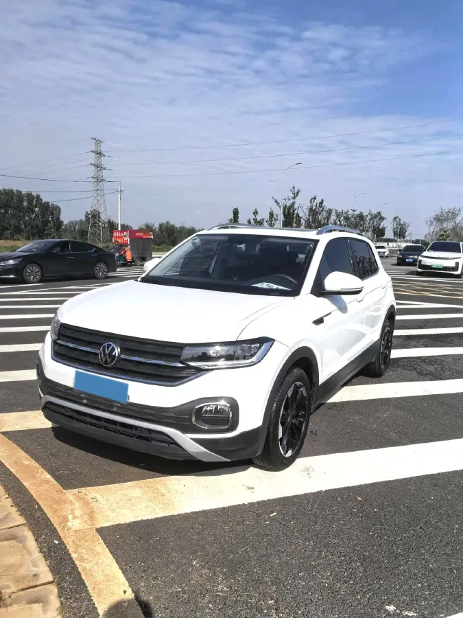 2023 Volkswagen Tacqua 1.2T 116HP L4 7DCT