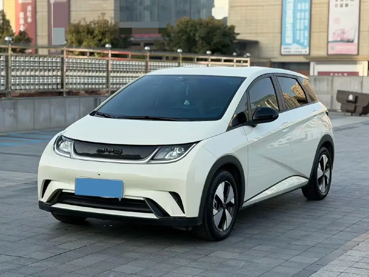 2023 BYD Dolphin BEV 44.928KWH