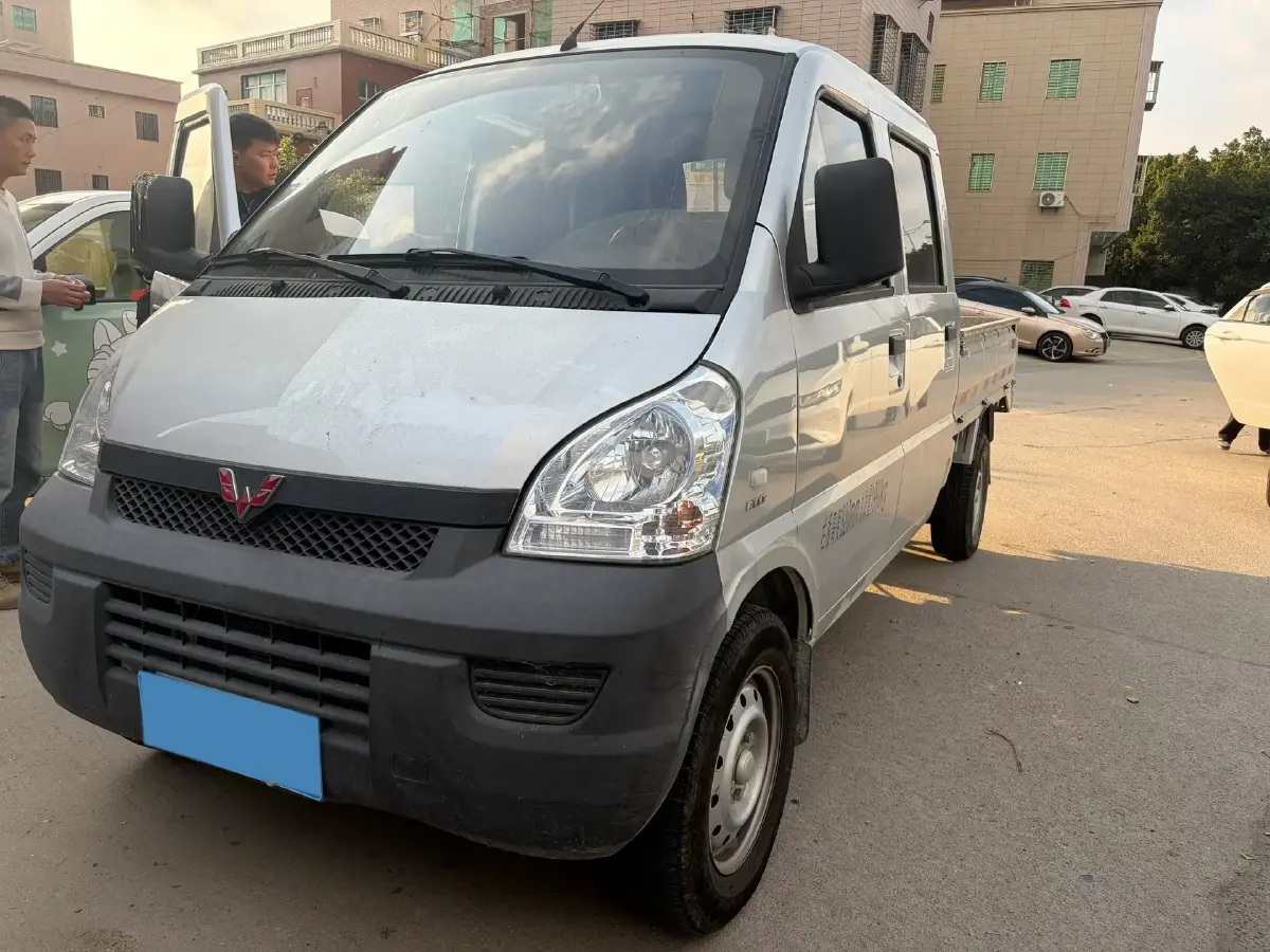 2019 WuLing RongGuang New Truck 1.5L 107HP L4 5MT