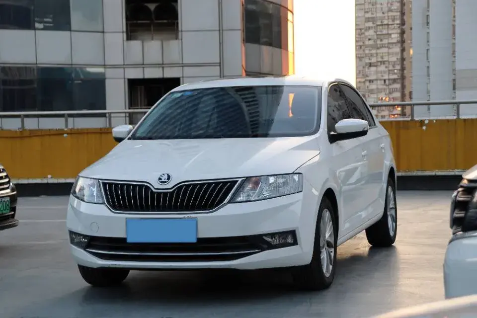 2019 Skoda Rapid Spaceback 1.5L 110HP L4 6AT