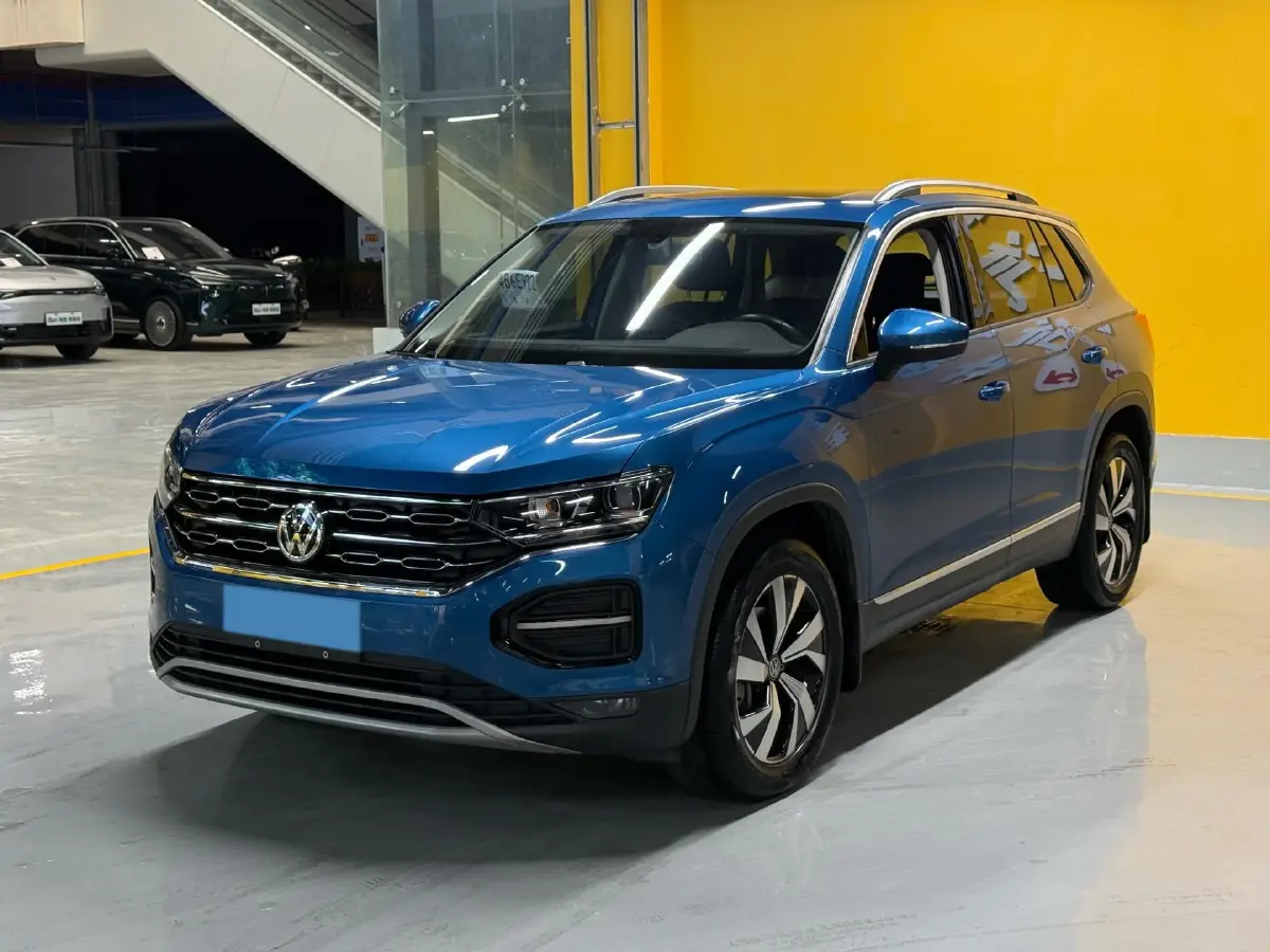 2019 Jeep Cherokee 2.0T 234HP L4 9AT