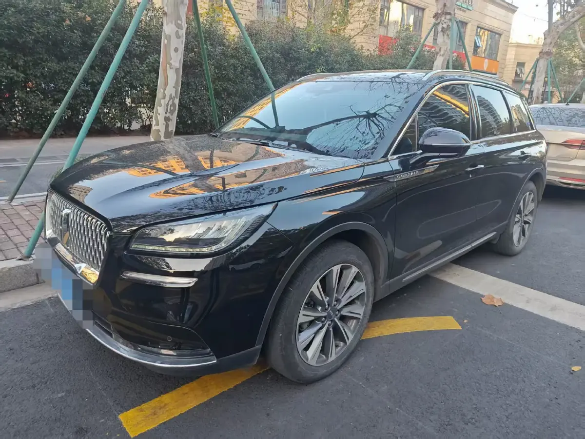 2022 Lincoln Corsair 2.0T 245HP L4 8AT