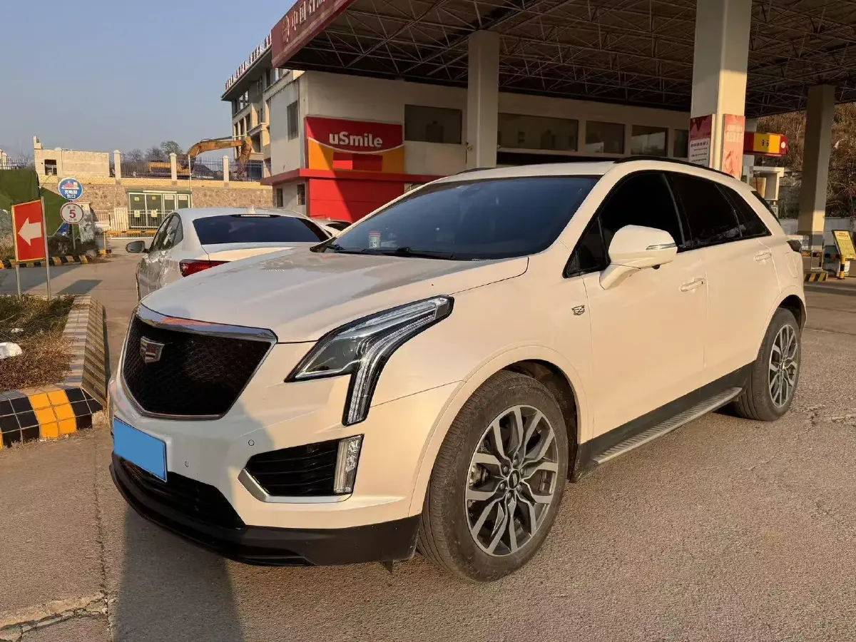 2021 Cadillac XT5 2.0T 237HP L4 9AT