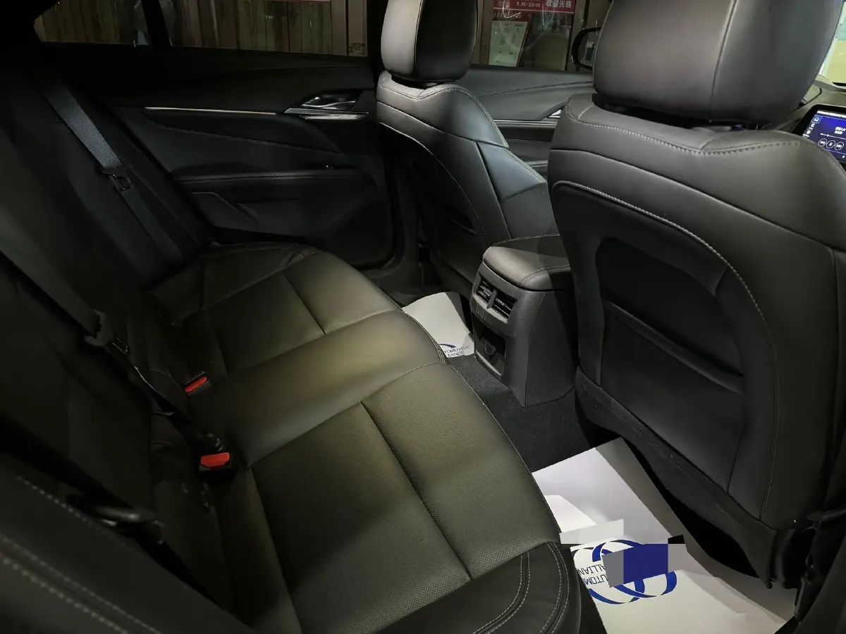 2023 Cadillac CT4 1.5T 211HP L4 8AT,autocango,china used car exporter,china ev exporter,chinese used car exporter,chinese used ev exporter