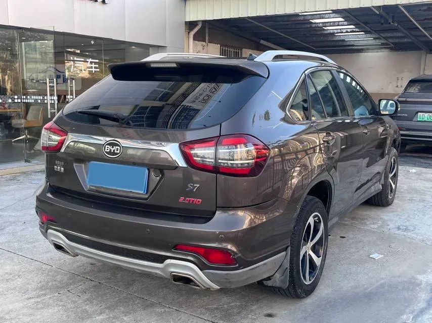 2017 BYD S7 2.0T 205HP L4 6DCT,autocango,china used car exporter,china ev exporter,chinese used car exporter,chinese used ev exporter