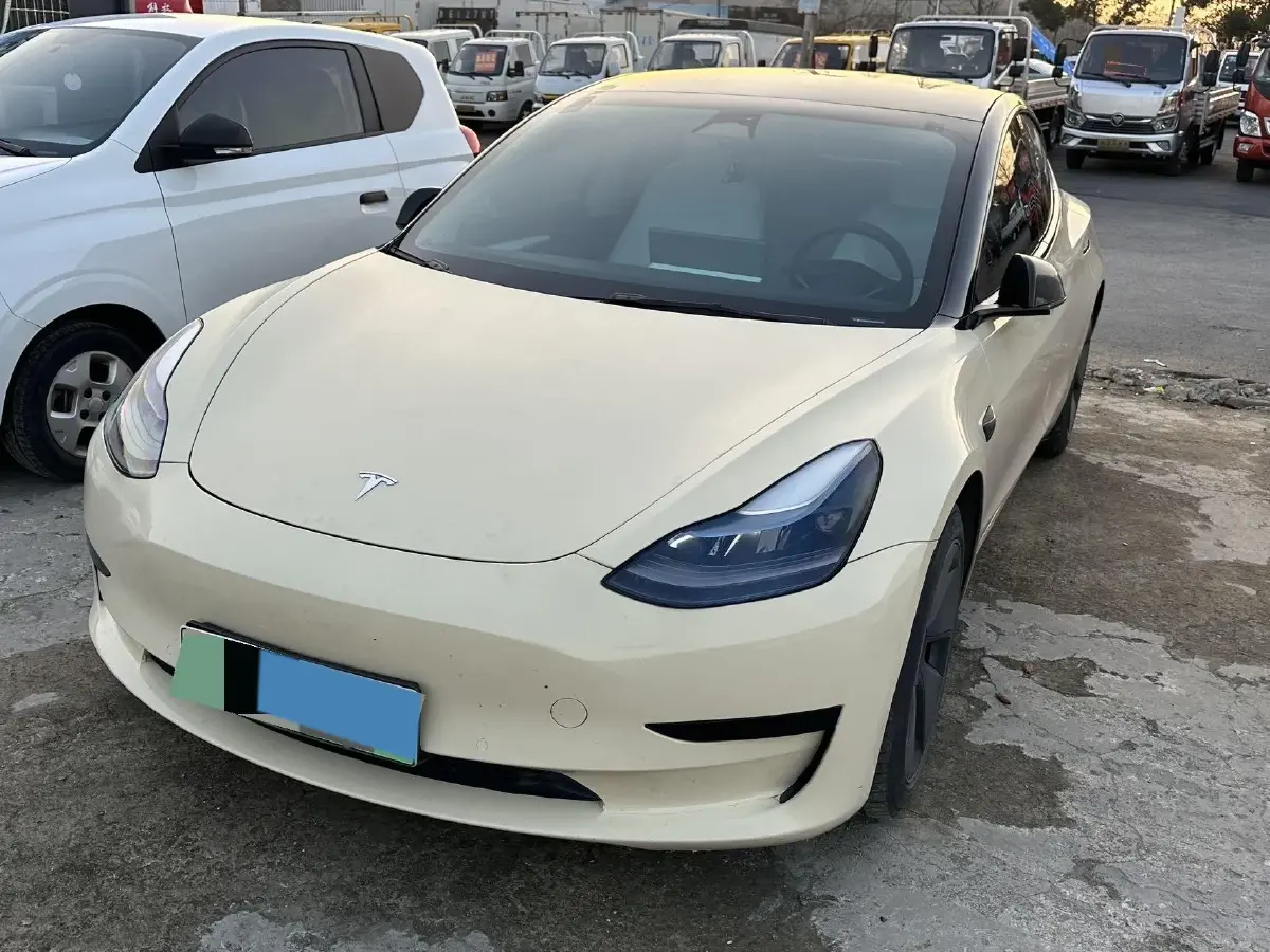 2022 Tesla Model 3 BEV 60KWH