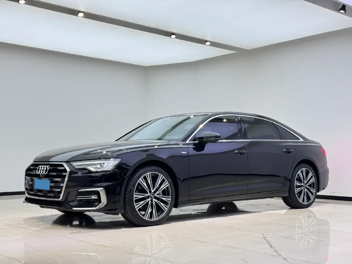 2024 Audi A6L 2.0T 245HP L4 7DCT