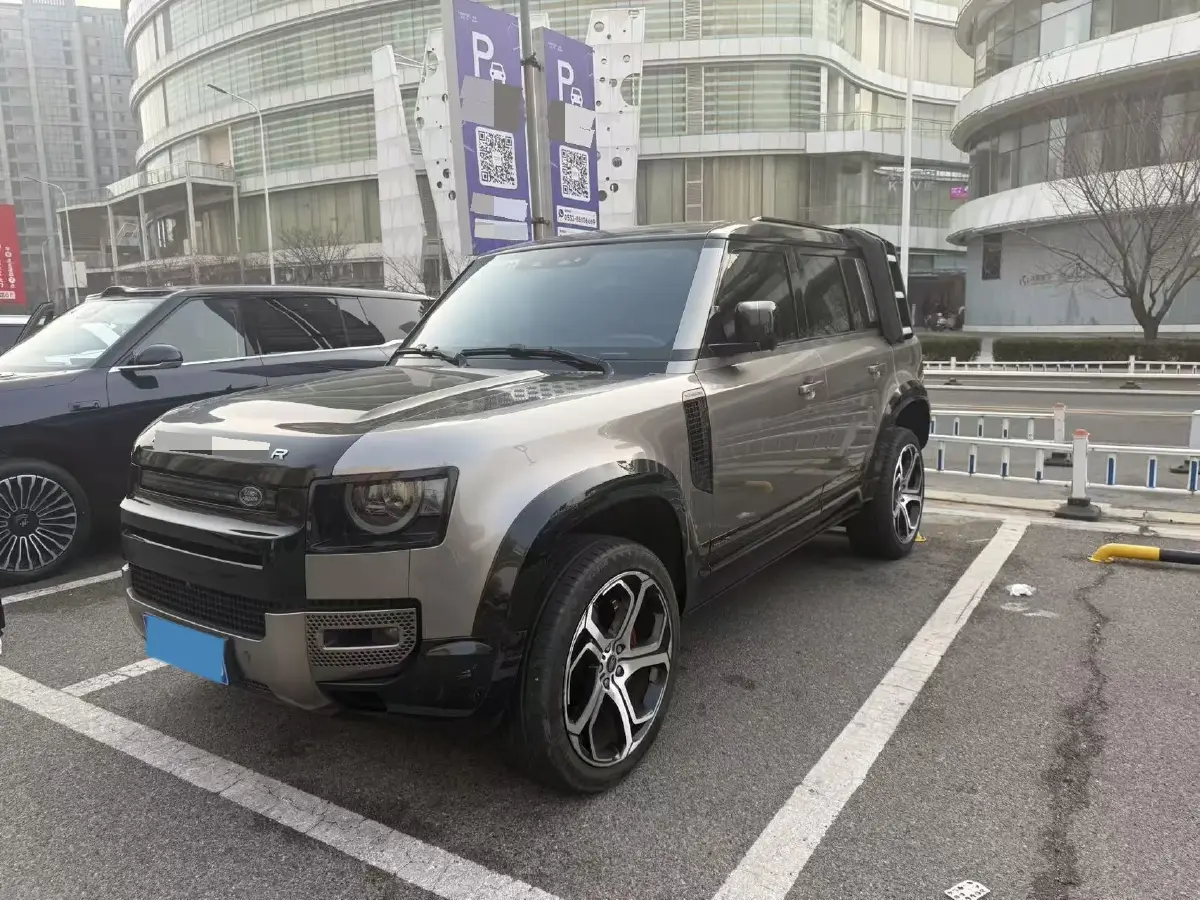 2022 Land Rover Defender 3.0T 400HP L6 8AT