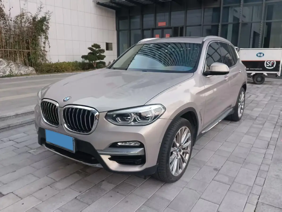 2018 BMW X3 2.0T 184HP L4 8AT