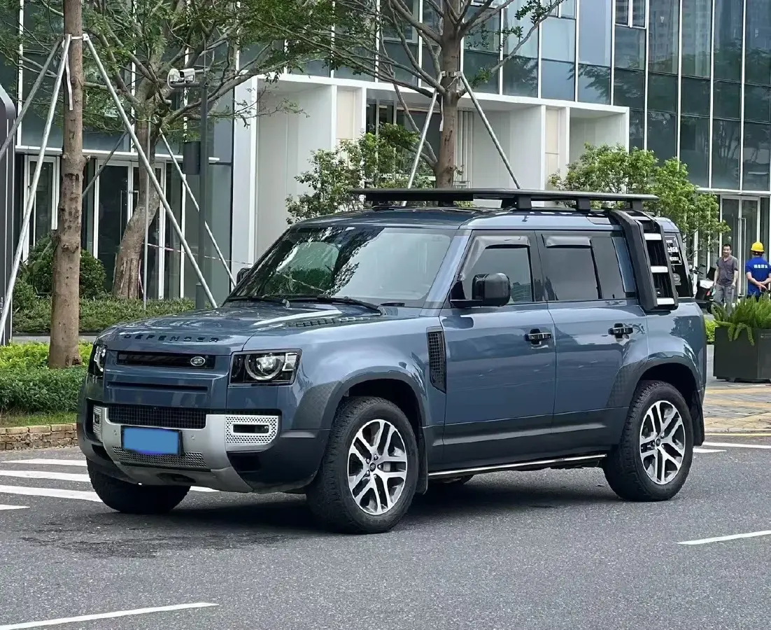 2021 Land Rover Defender 3.0T 400HP L6 8AT