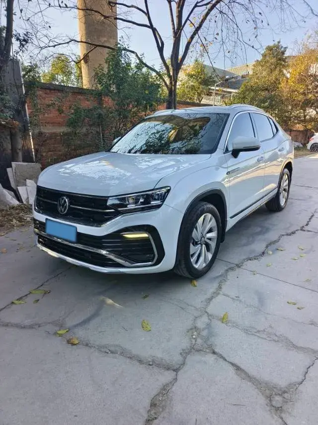 2020 Volkswagen Tayron X 2.0T 186HP L4 7DCT