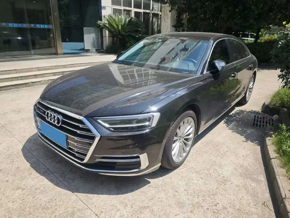 2021 Audi A8 3.0T 286HP V6 8AT