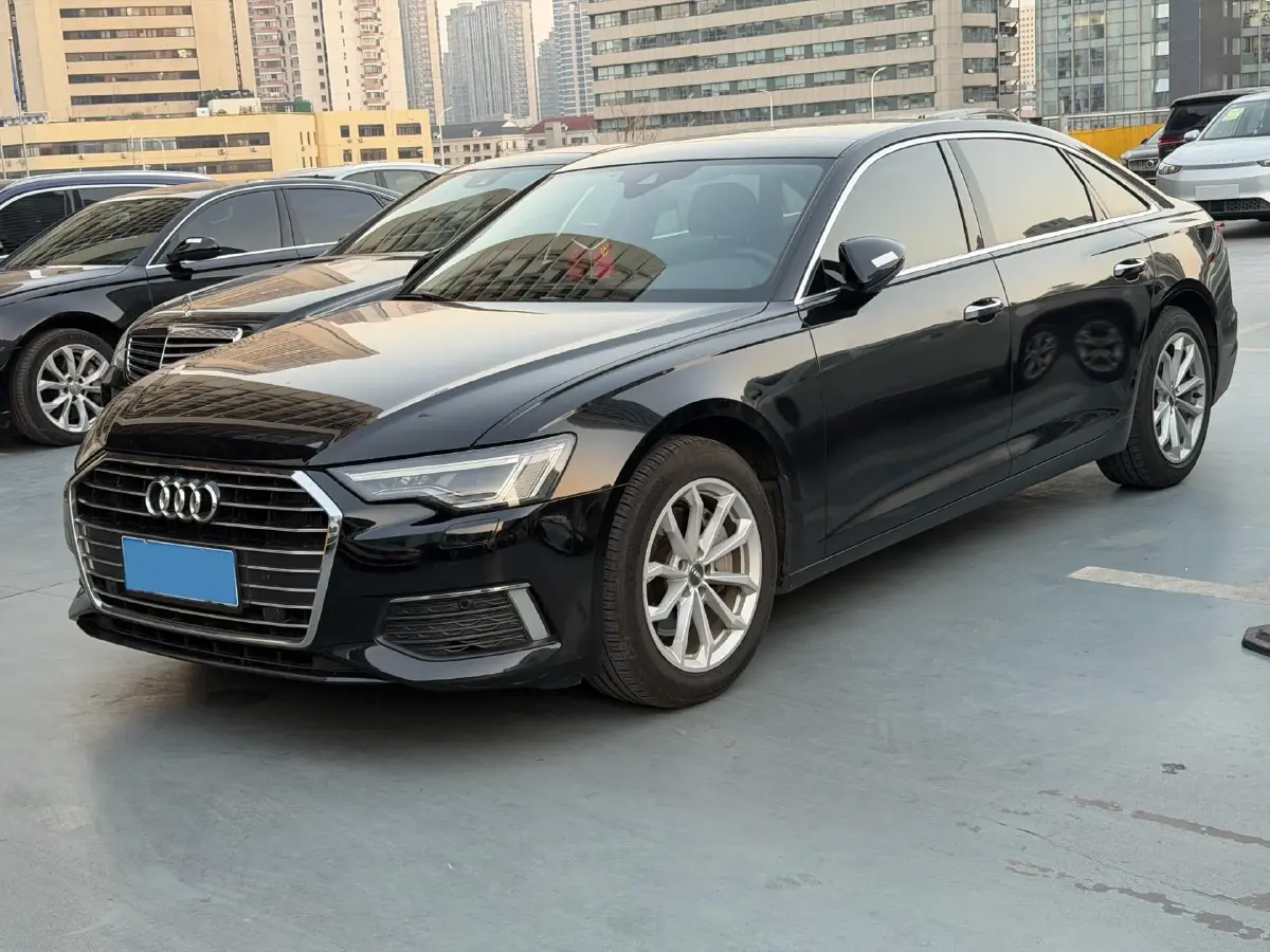 2020 Audi A6L 2.0T 190HP L4 7DCT