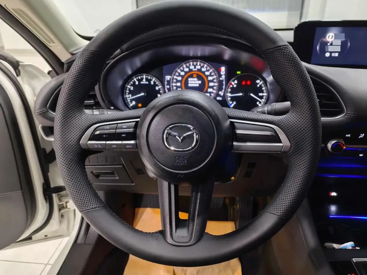 2022 Mazda 3 Axela 2.0L 158HP L4 6AT,autocango,china used car exporter,china ev exporter,chinese used car exporter,chinese used ev exporter