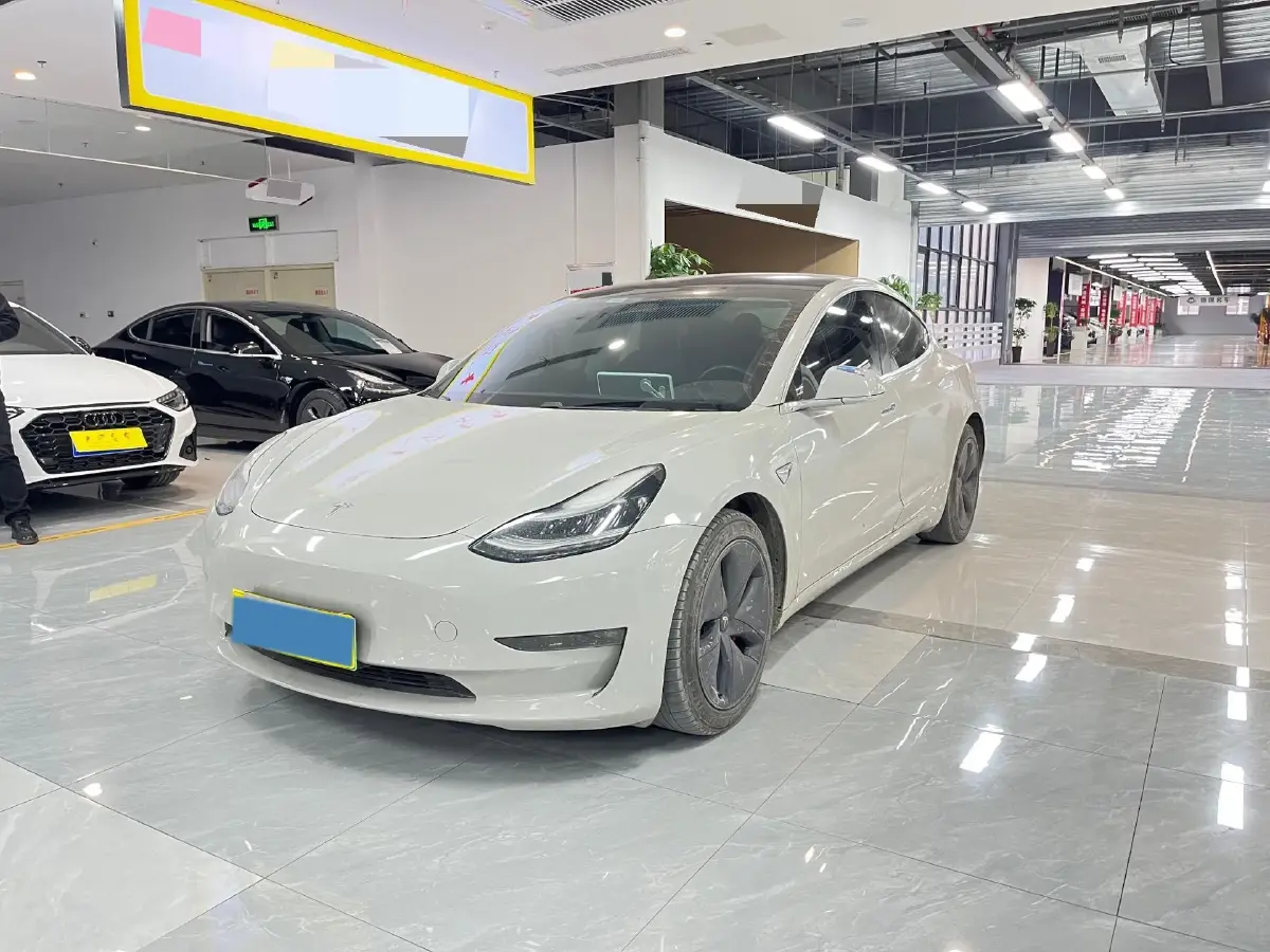 2019 Tesla Model 3 BEV 81KWH