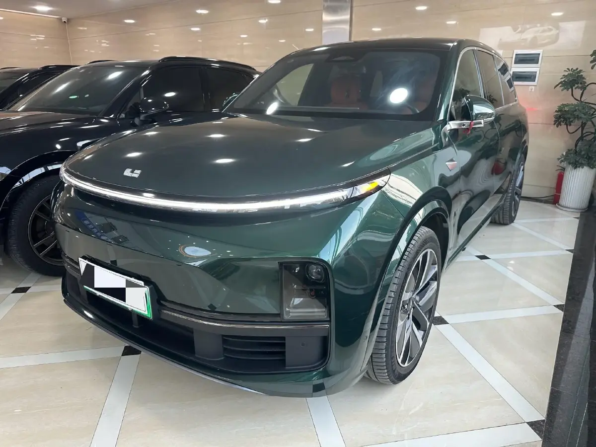 2024 Land Rover Range Rover Evoque 1.5T 200HP L3 8AT PHEV 15.5KWH