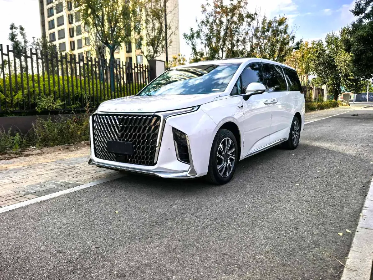 2022 MAXUS G90 2.0T 234HP L4 8AT,autocango,china used car exporter,china ev exporter,chinese used car exporter,chinese used ev exporter