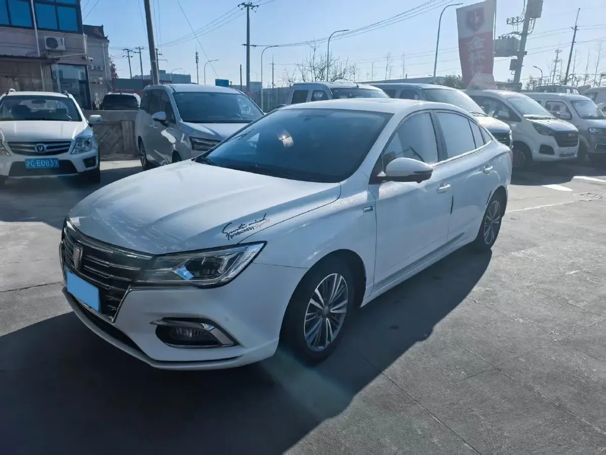 2019 Roewe i5 1.5L 120HP L4 CVT