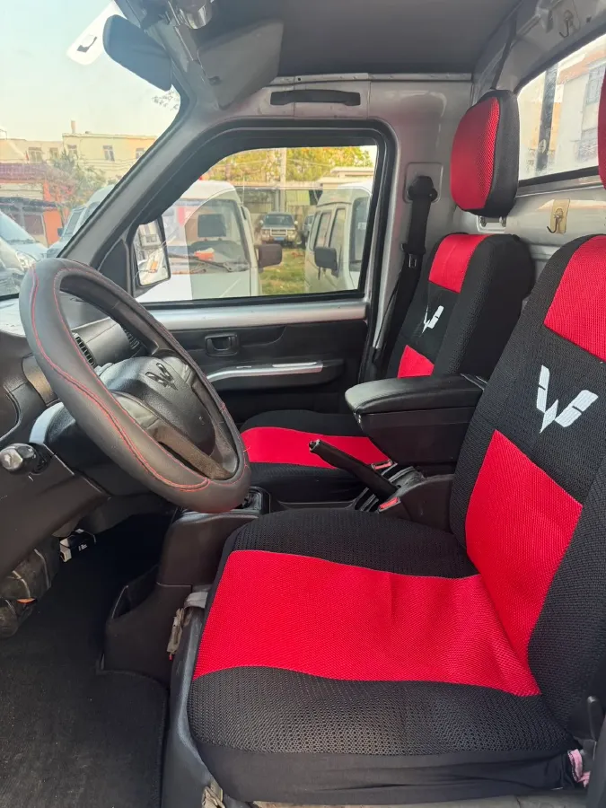 2015 Soueast V3 1.5L 120HP L4 5MT,autocango,china used car exporter,china ev exporter,chinese used car exporter,chinese used ev exporter