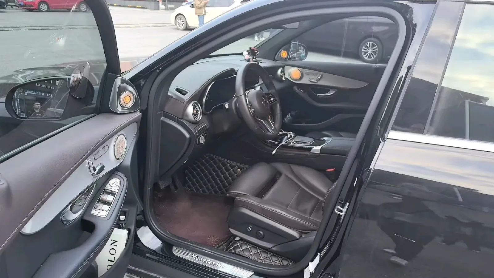 2021 Mercedes-Benz GLC Class 2.0T 197HP L4 9AT,autocango,china used car exporter,china ev exporter,chinese used car exporter,chinese used ev exporter