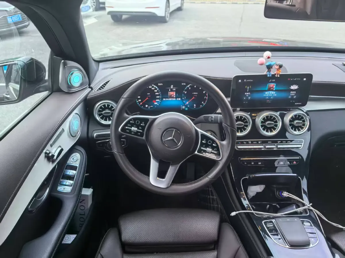 2021 Mercedes-Benz GLC Class 2.0T 197HP L4 9AT,autocango,china used car exporter,china ev exporter,chinese used car exporter,chinese used ev exporter