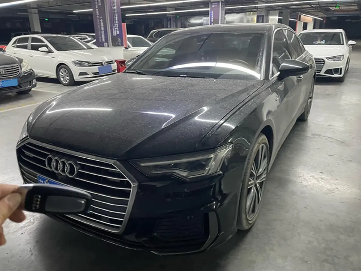 2022 Audi A6L 2.0T 224HP L4 7DCT