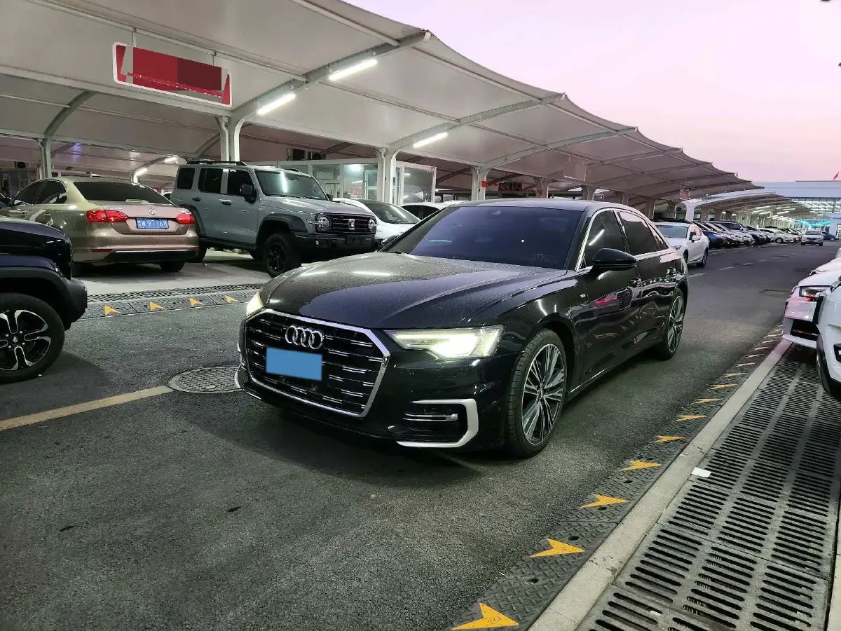 2021 Audi A6L 2.0T 224HP L4 7DCT