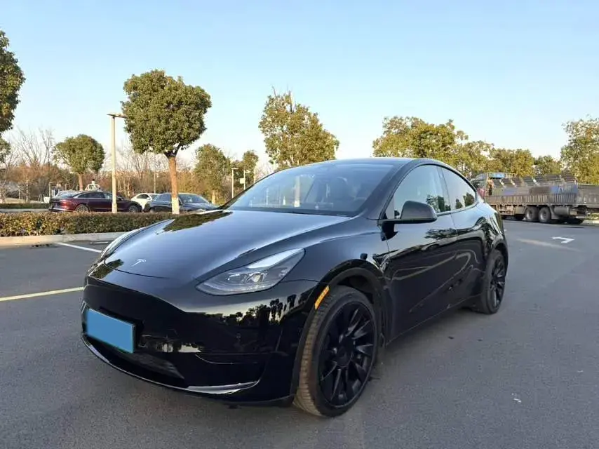 2022 Tesla Model Y BEV 60KWH