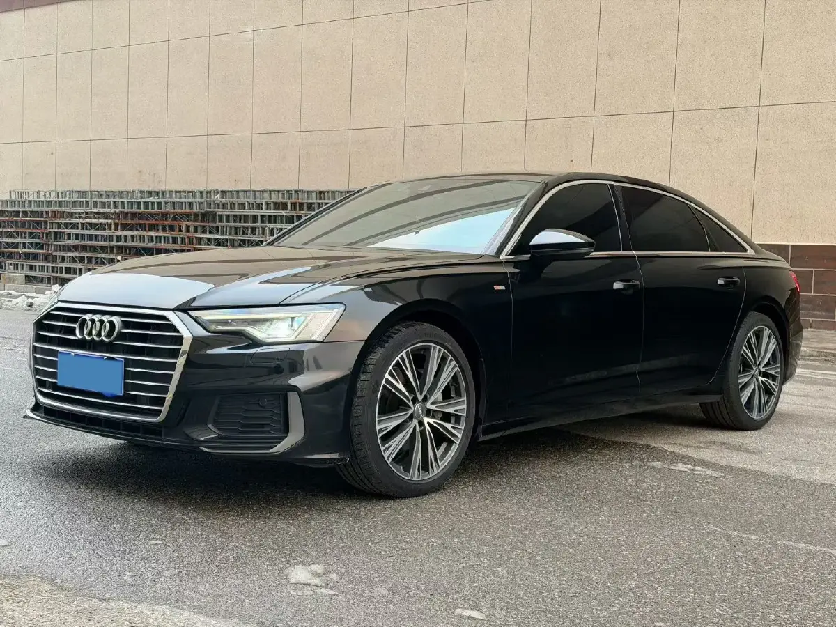 2021 Audi A6L 2.0T 224HP L4 7DCT
