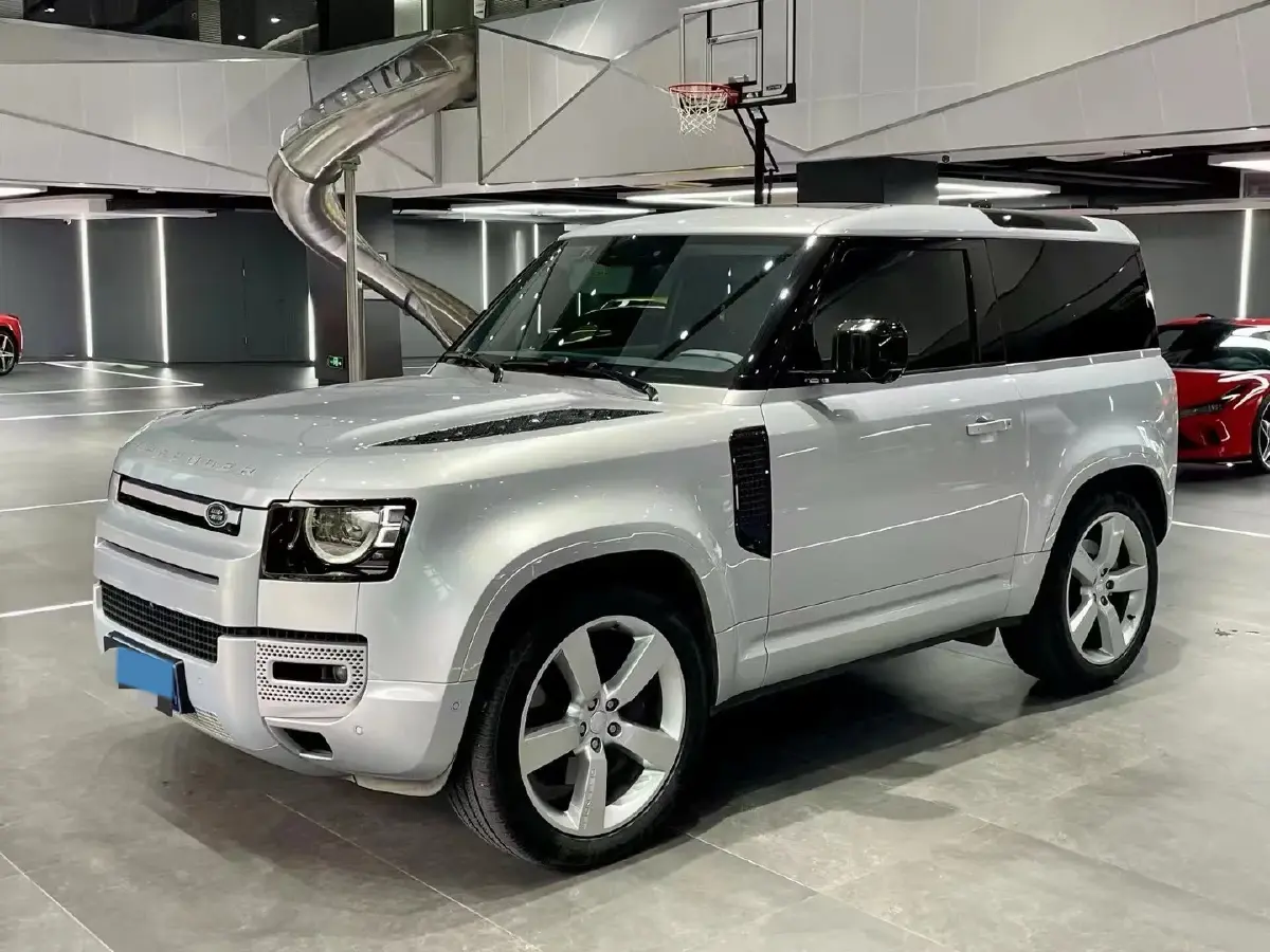 2022 Land Rover Defender 3.0T 400HP L6 8AT