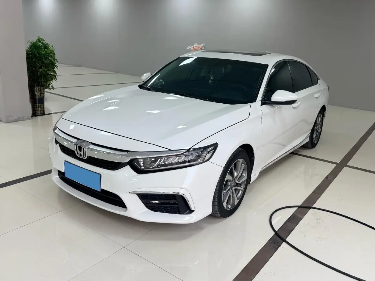 2019 Honda Inspire 1.5T 194HP L4 CVT