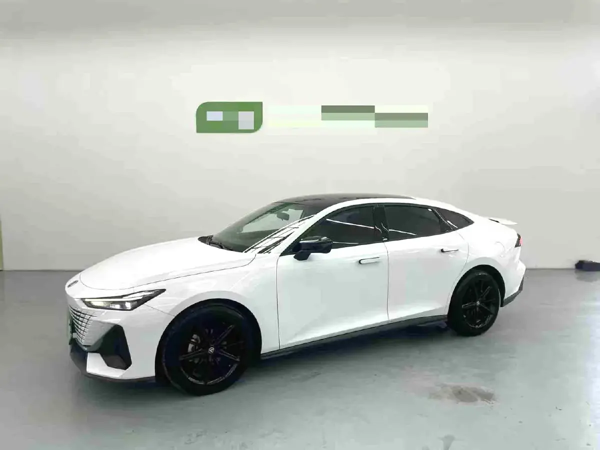 2022 ChangAn UNI-V 1.5T 188HP L4 7DCT