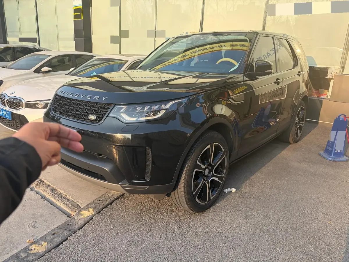 2018 Land Rover Discovery 2.0T 300HP L4 8AT