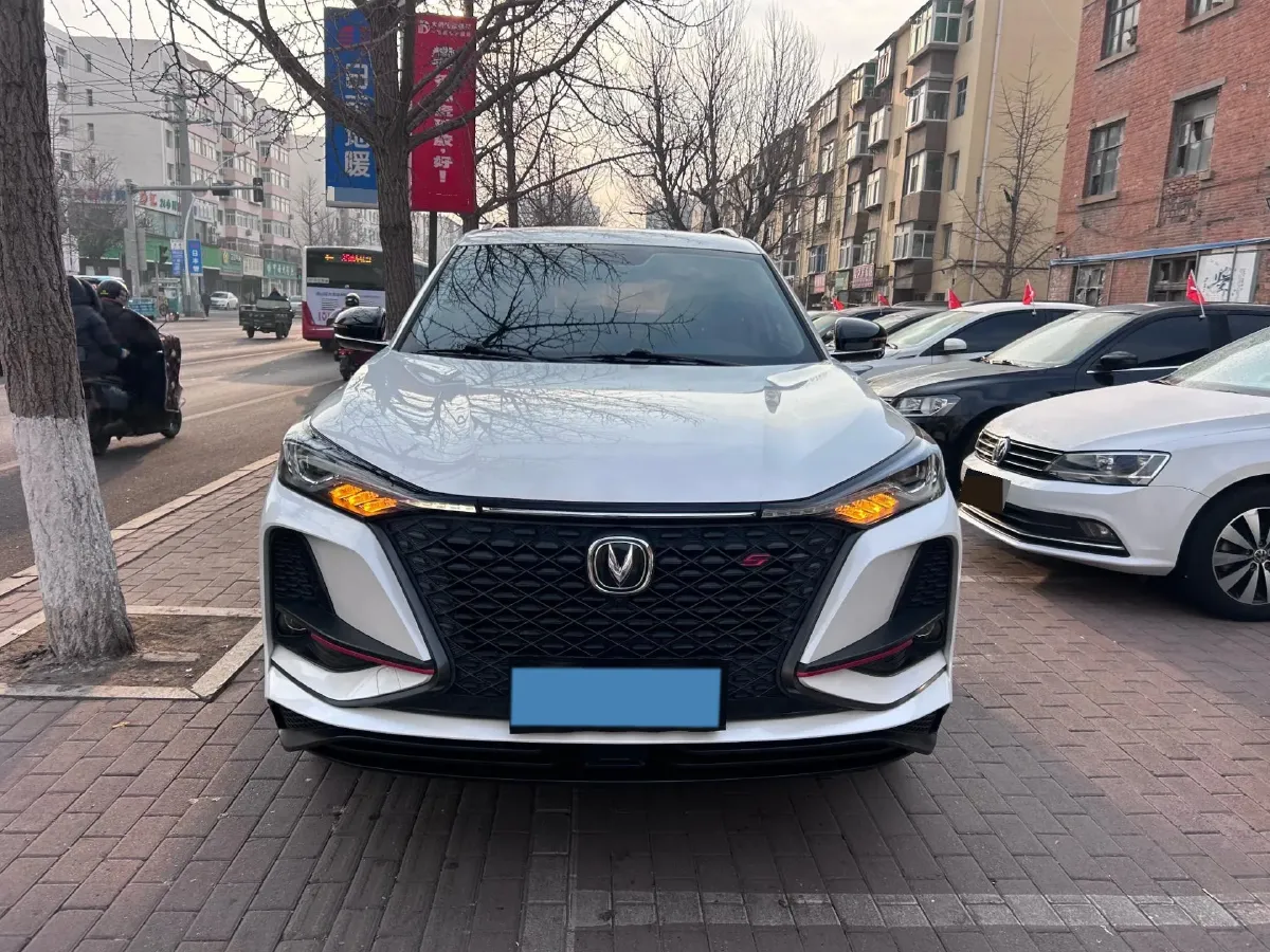 2020 ChangAn CS75 Plus 1.5T 178HP L4 6AT,autocango,china used car exporter,china ev exporter,chinese used car exporter,chinese used ev exporter