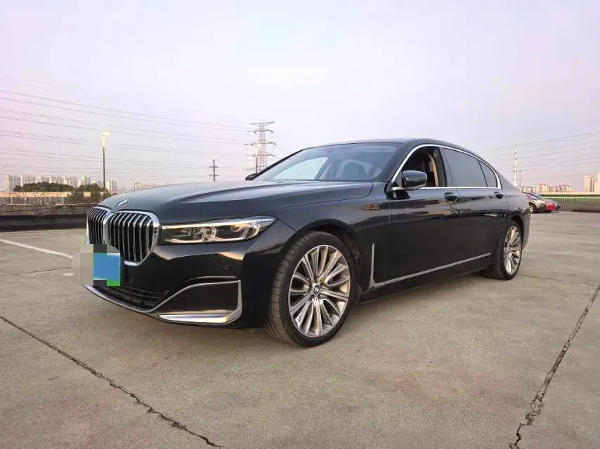 2021 BMW 7 Series 3.0T 340HP L6 8AT