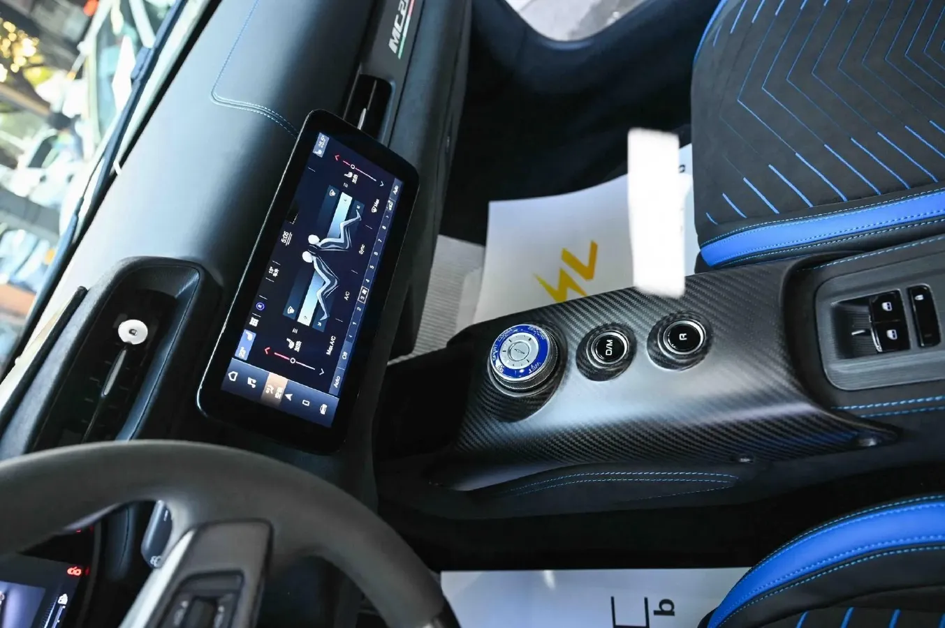 2020 Maserati MC20 3.0T 630HP V6 8DCT,autocango,china used car exporter,china ev exporter,chinese used car exporter,chinese used ev exporter