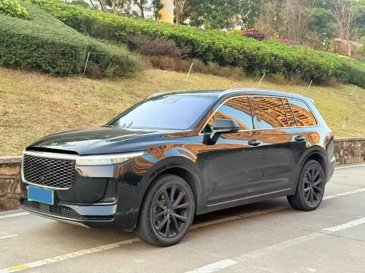 2021 Li ONE Range Extended 131HP REEV 40.5KWH