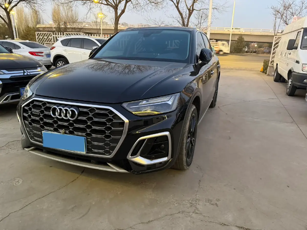 2022 Audi Q5L 2.0T 190HP L4 7DCT