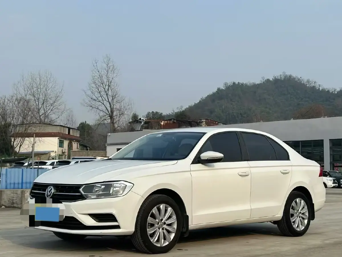 2019 Volkswagen Bora 1.5L 112HP L4 5MT