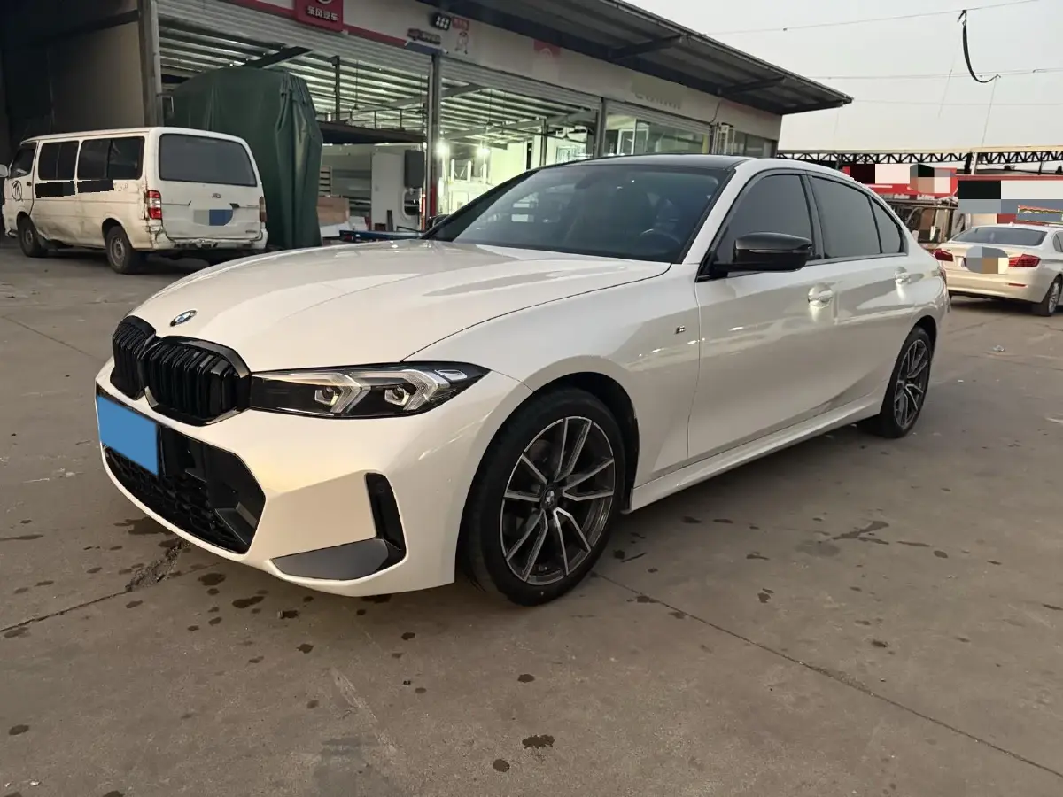2024 BMW 3 Series 2.0T 156HP L4 8AT
