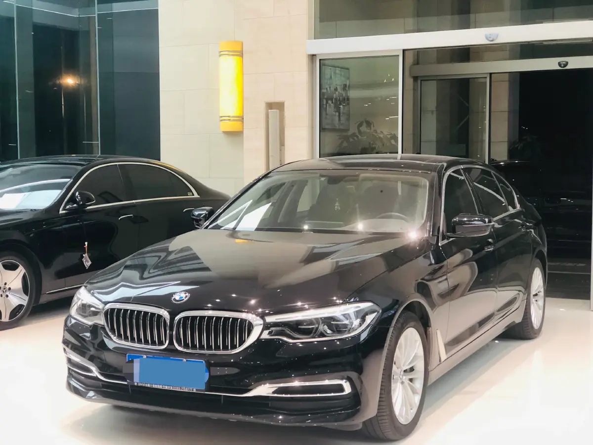2020 BMW 5 Series 2.0T 252HP L4 8AT