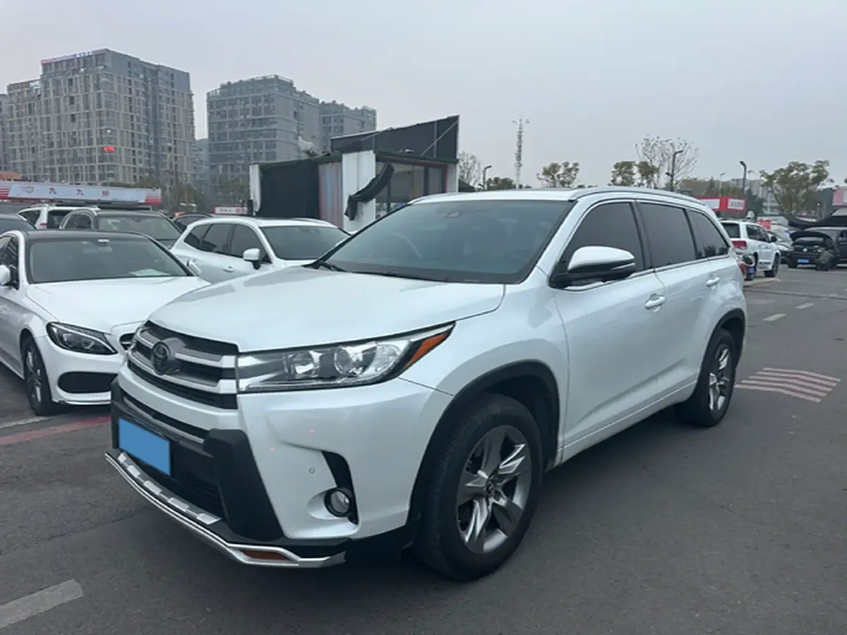 2021 Toyota Highlander 2.0T 220HP L4 6AT