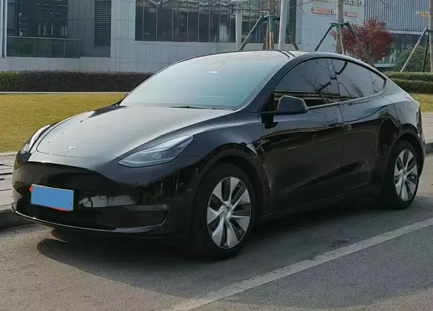 2021 Tesla Model Y BEV 60KWH