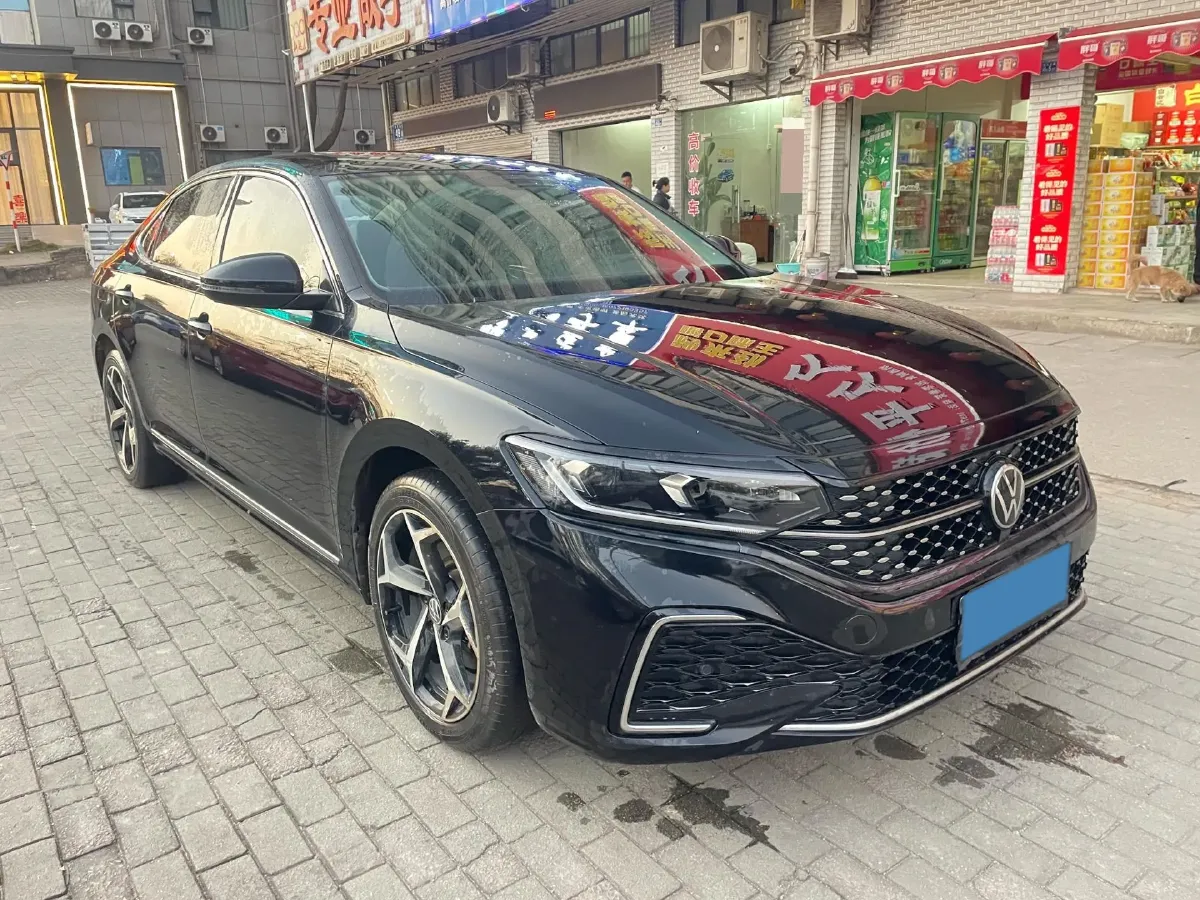2023 Volkswagen Passat 2.0T 186HP L4 7DCT,autocango,china used car exporter,china ev exporter,chinese used car exporter,chinese used ev exporter