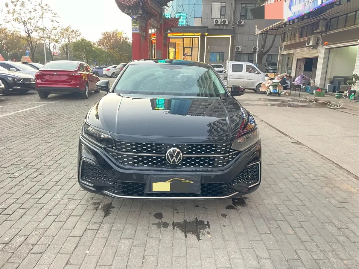 2023 Volkswagen Passat 2.0T 186HP L4 7DCT,autocango,china used car exporter,china ev exporter,chinese used car exporter,chinese used ev exporter