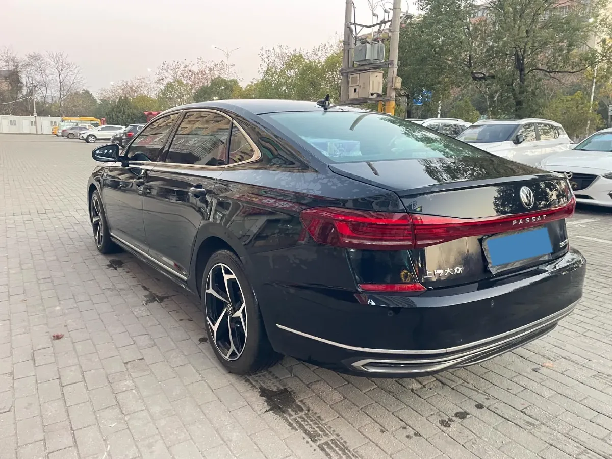 2023 Volkswagen Passat 2.0T 186HP L4 7DCT,autocango,china used car exporter,china ev exporter,chinese used car exporter,chinese used ev exporter