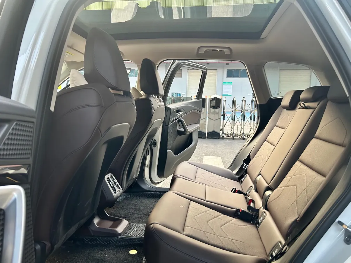 2025 BMW iX1 BEV,autocango,china used car exporter,china ev exporter,chinese used car exporter,chinese used ev exporter