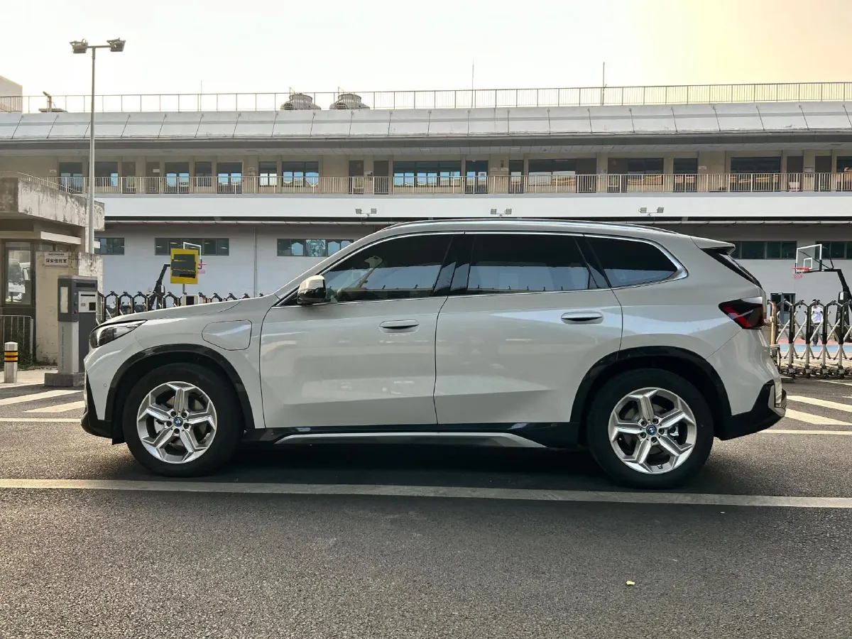 2025 BMW iX1 BEV,autocango,china used car exporter,china ev exporter,chinese used car exporter,chinese used ev exporter