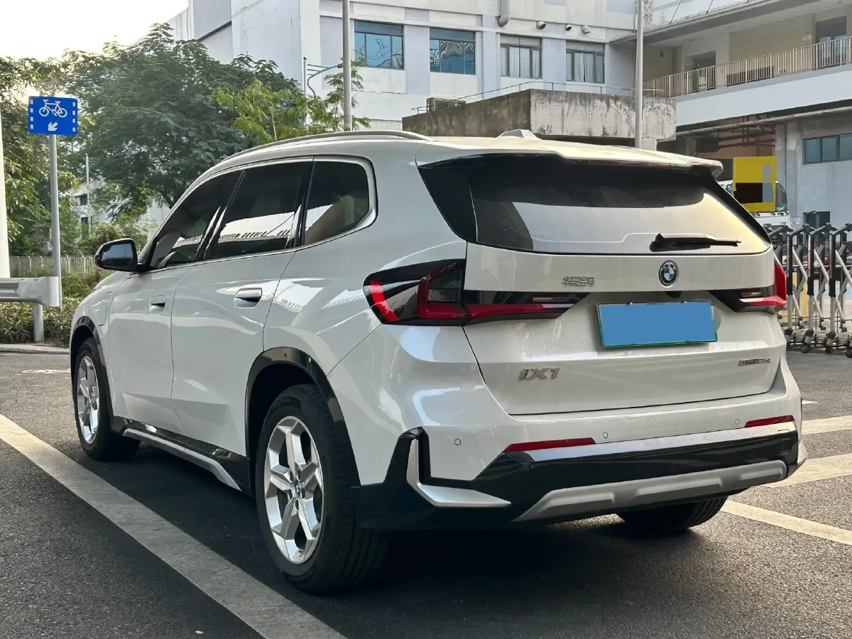 2025 BMW iX1 BEV,autocango,china used car exporter,china ev exporter,chinese used car exporter,chinese used ev exporter