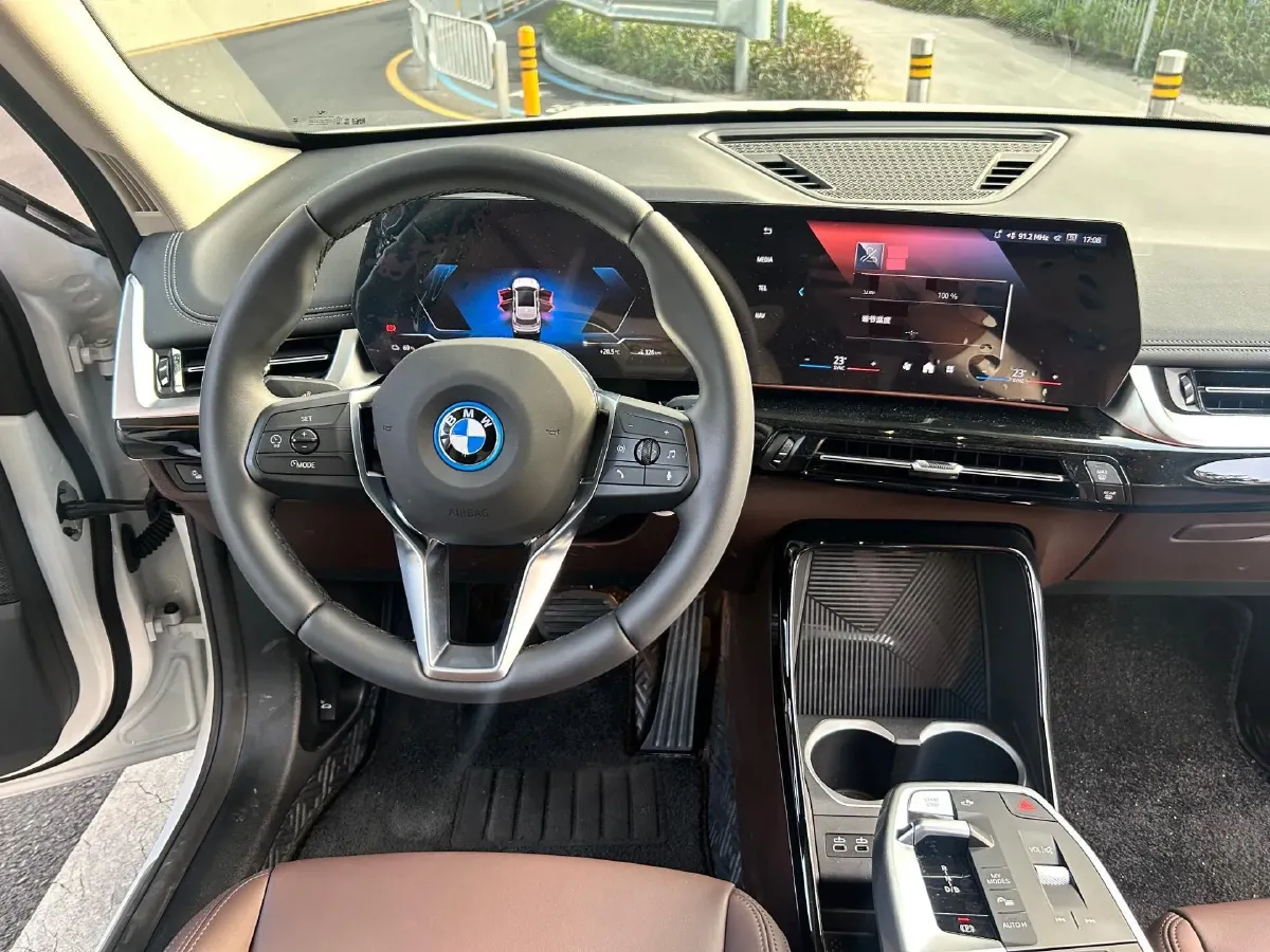 2025 BMW iX1 BEV,autocango,china used car exporter,china ev exporter,chinese used car exporter,chinese used ev exporter